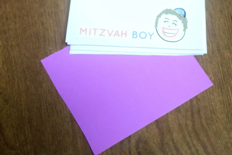These free printable mitzvah notes are the perfect printable for the Jewish mom to make life easier! This Jewish parenting printable is available for free - and you can turn it into a DIY notepad too!