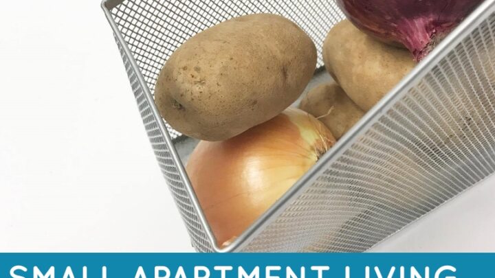 Check out these tips for organizing in small apartments. Small apartments can get messy quickly; these ideas will help you get organized in no time!