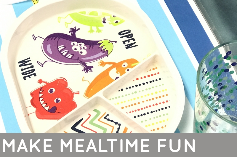 Make family mealtime fun with these 7 easy ideas. Family dinners and mealtimes can be fun and enjoyable if you do just a few things on this list! #mealtime #familydinner #kidfriendlymeals