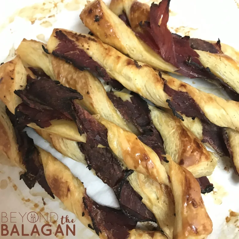 These sticky pastrami twists are delicious and addictive! They'll make a great addition to any meal, and everyone will want more of these sticky pastrami twists. #ShabbatMenu 