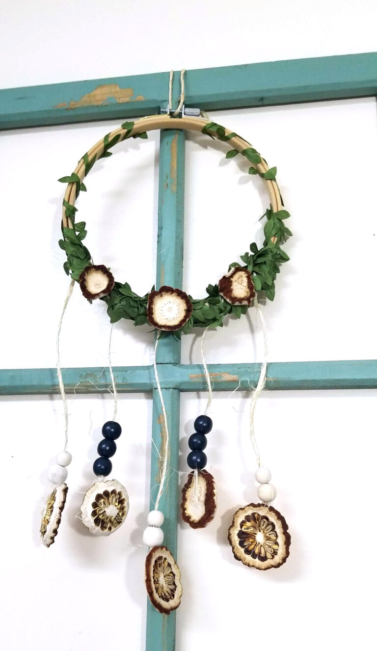 DIY Sukkah Decorations From Dried Etrog Slices - Jewish Moms & Crafters