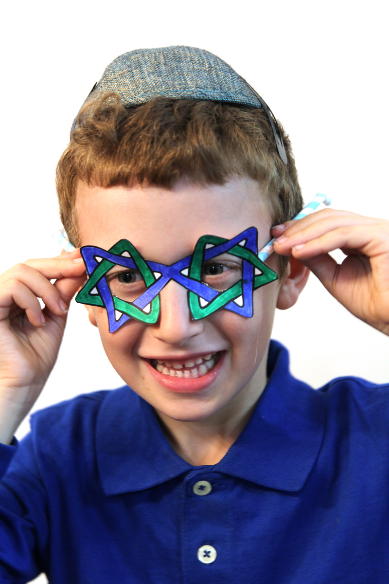 Paper Glasses Craft for Hanukkah