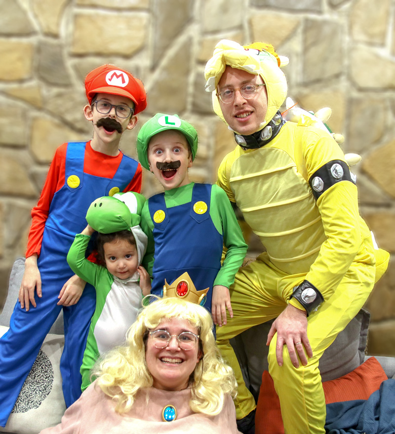 https://jewish.momsandcrafters.com/wp-content/uploads/2023/02/purim-costume-ideas-super-mario-6.jpg.webp