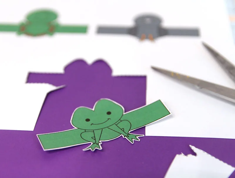 Frog Finger Puppet Template - Jewish Moms & Crafters