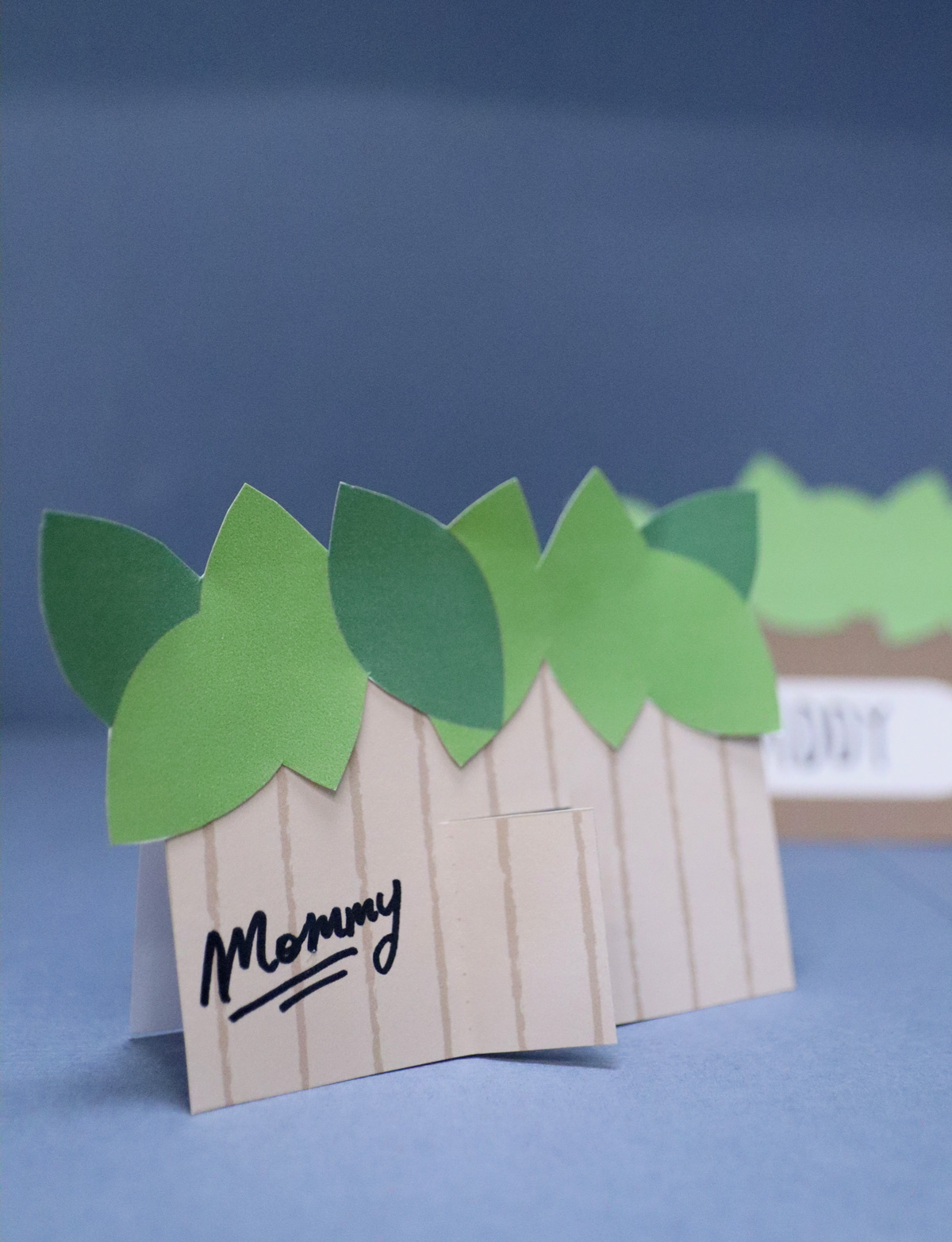 two-color schach Sukkoth placecard for mommy 