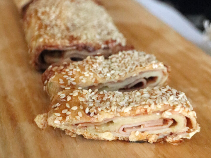 Turkey Cranberry Deli Roll